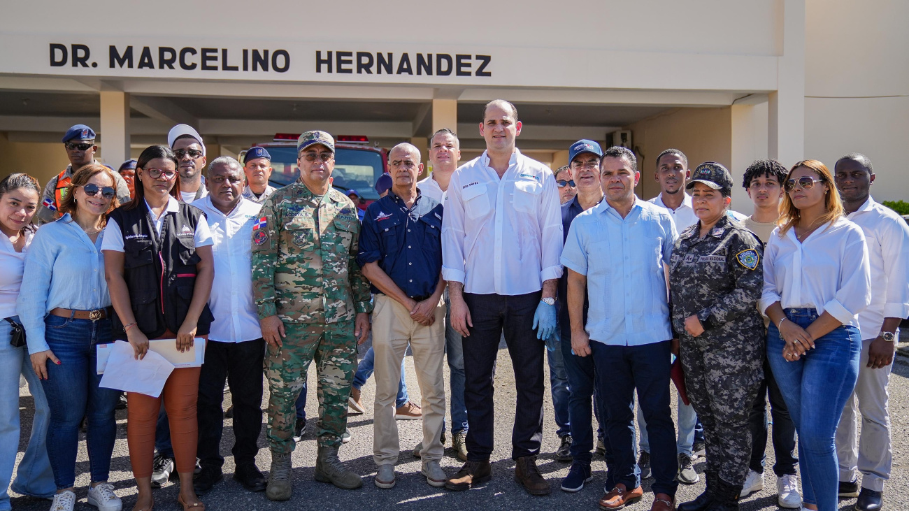 Realizan operativo de descacharrización en Santo Domingo Norte