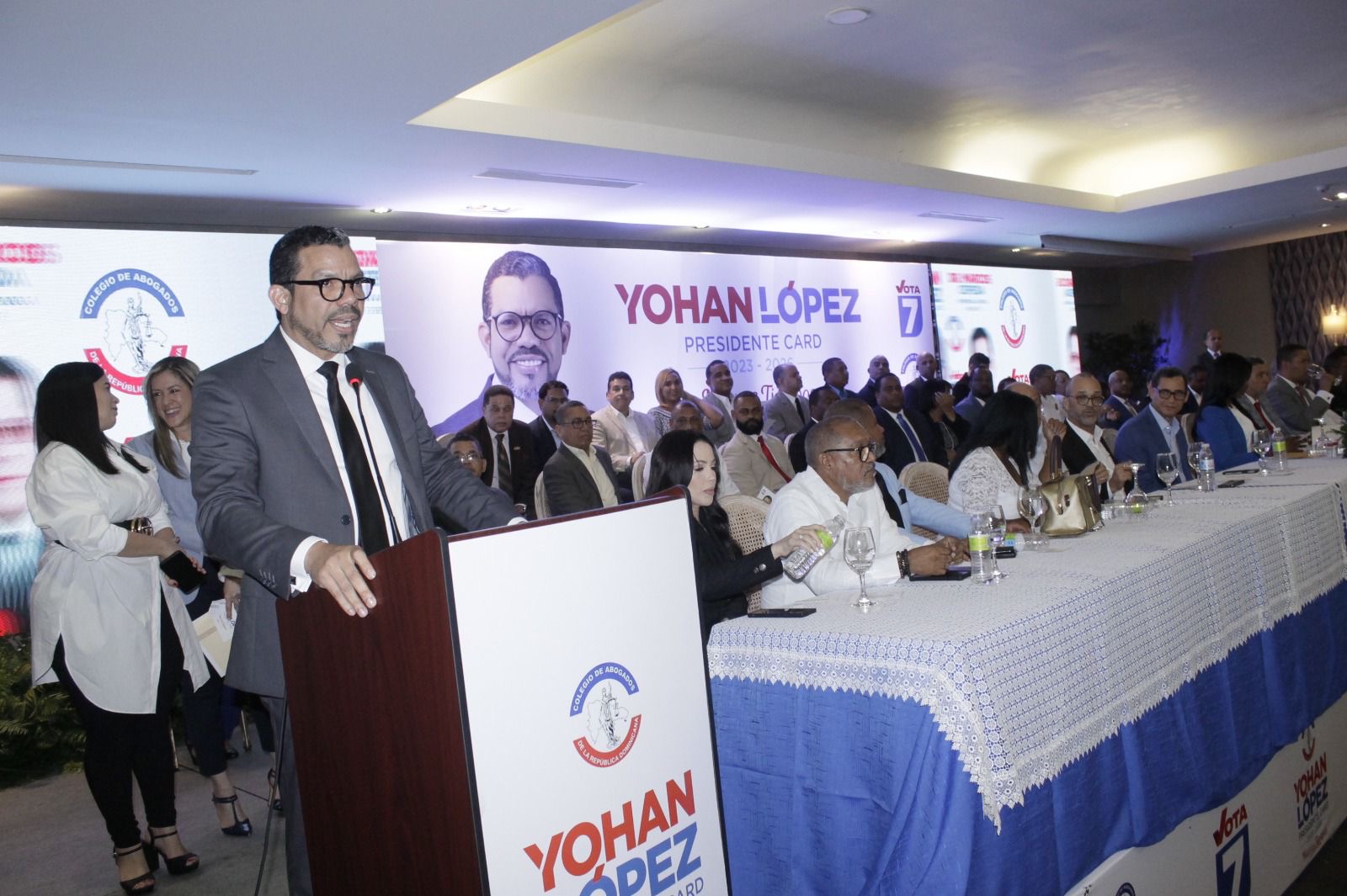 Yohan López candidato a la presidencia del CARD presenta su propuesta en un masivo acto*