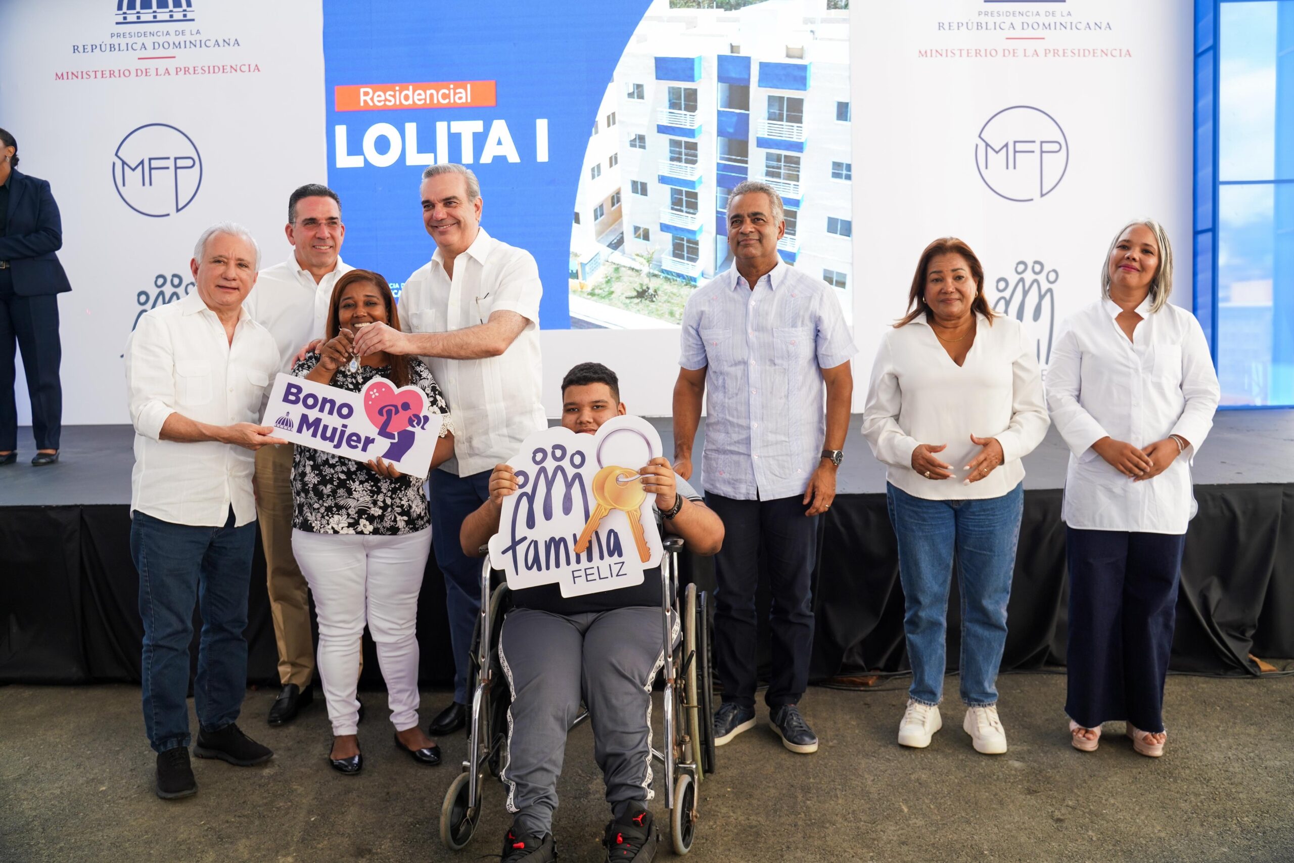 Presidente Luis Abinader entrega 168 nuevas viviendas del Plan Familia Feliz*