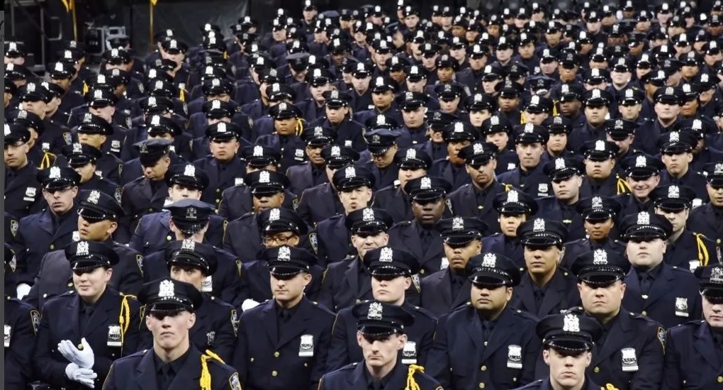 Alarma a dominicanos anuncio 4 mil policías menos estarán en calles NYC