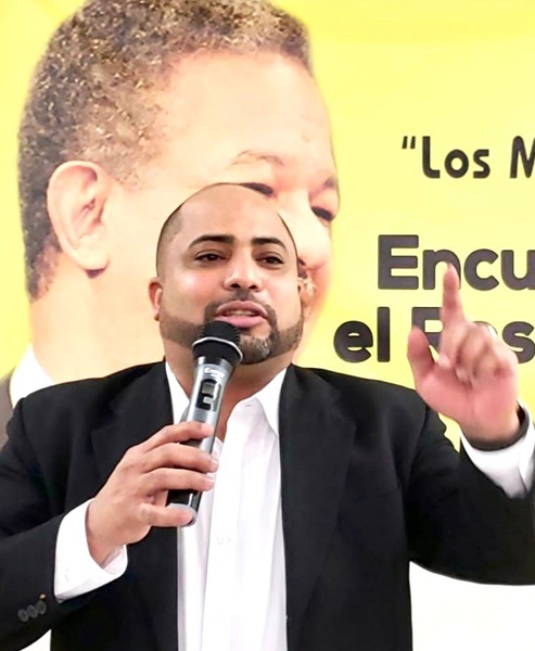 300 con Leonel” juramentará núcleos de trabajo en Circunscripción 1-USA