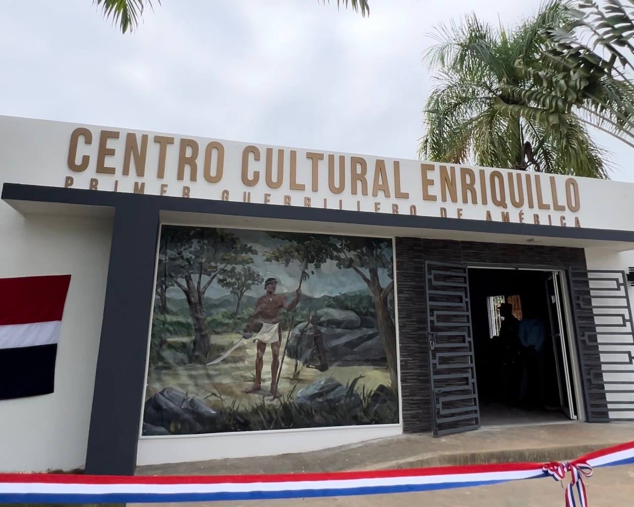 FOMCAE Inaugura centro  cultural en honor al Cacique Enriquillo