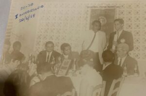 60 año de la creación del Club 20-30 de Imbert Francisco del Pilar Sanchez y Anibal Santos conversan durante una reunion del club 20 30
