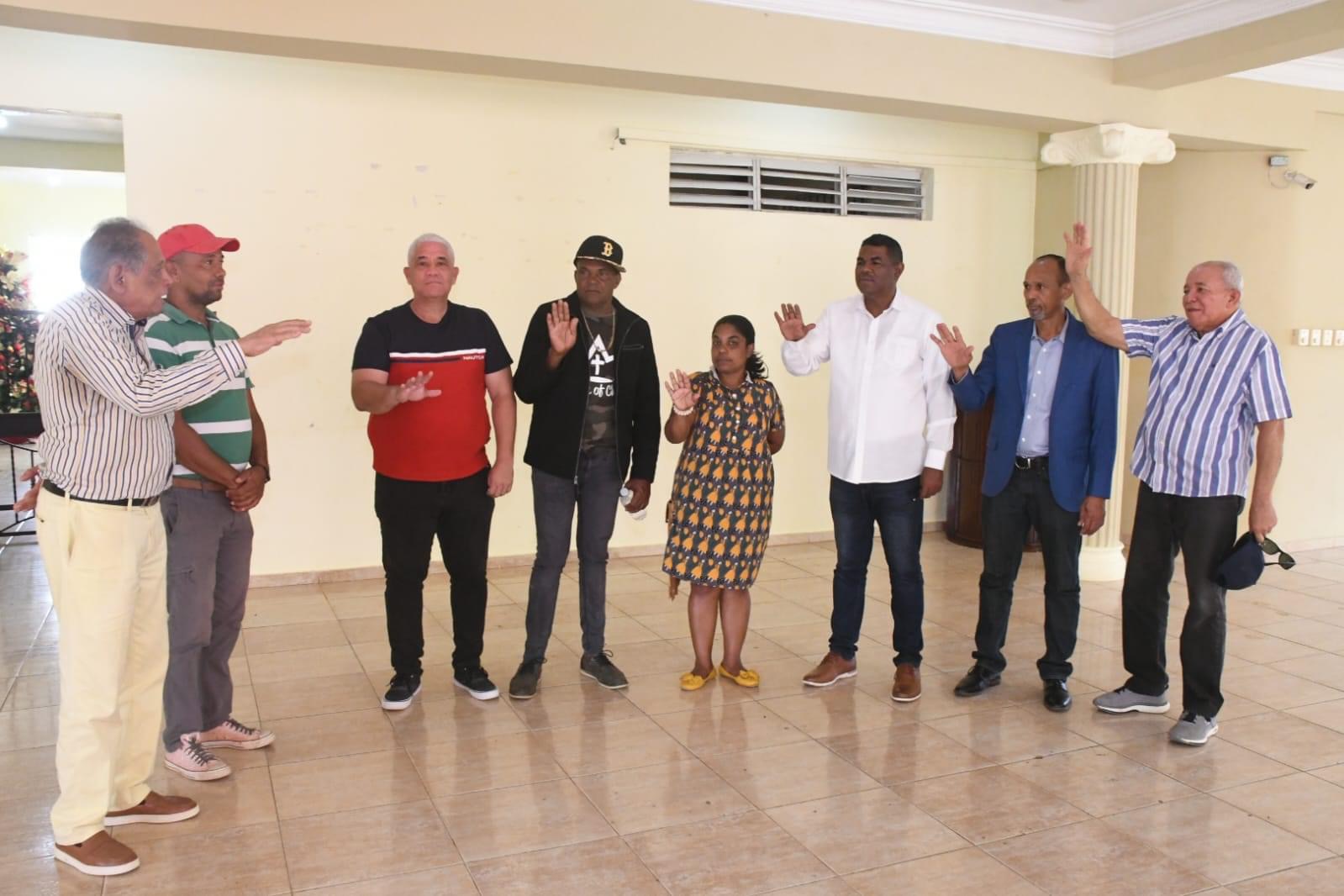 Primitivo Cadete reelecto para otro periodo  Presidencia Asociación de Boxeo de la provincia Monte Plata