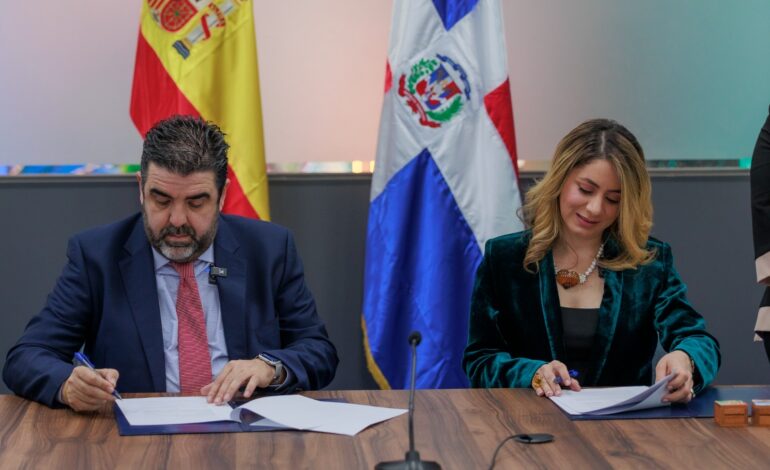 Programa Supérate firma convenio con Asociación de Hostelería y Turismo de Toledo, España