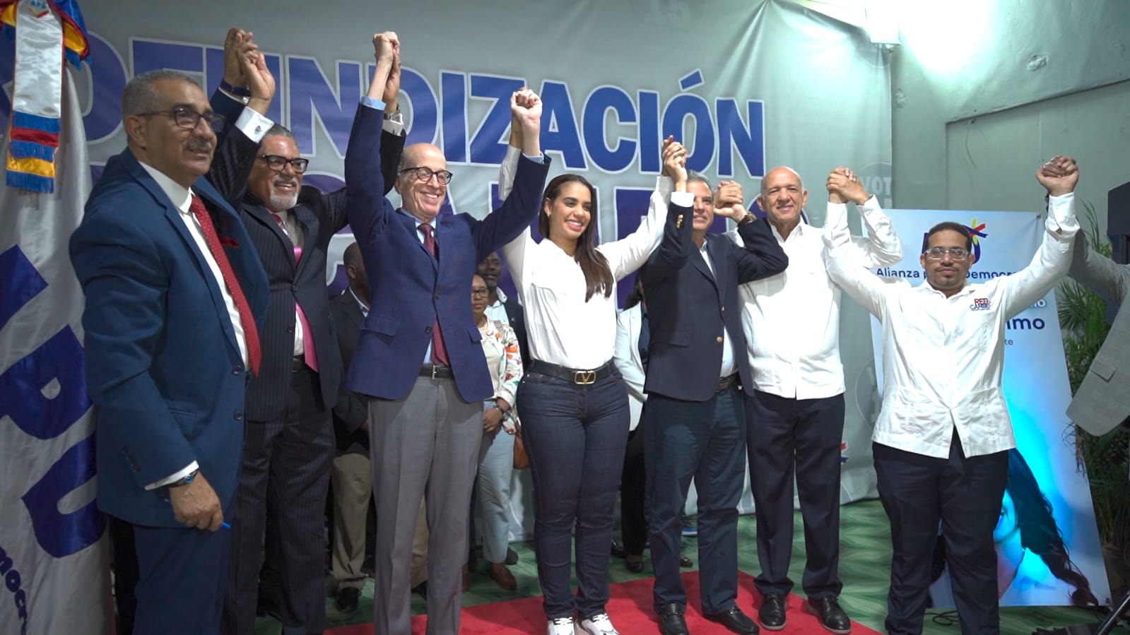 APD, MAS y Red del Cambio presentan a Betty Gerónimo como candidata y miembro de la plataforma alcaldes por la Profundización del Cambio
