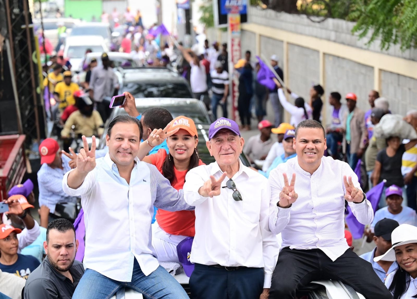 El candidato a la municipalidad, Isaac Díaz: «En Azua, los traidores no llegarán»