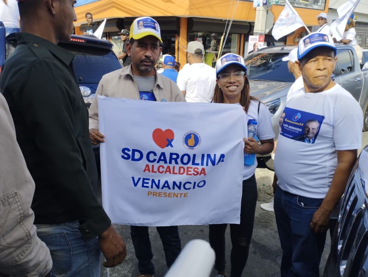 Comunicadores 8.0 de apoyo a la reelección de Luis Abinader respalda candidatos del DN