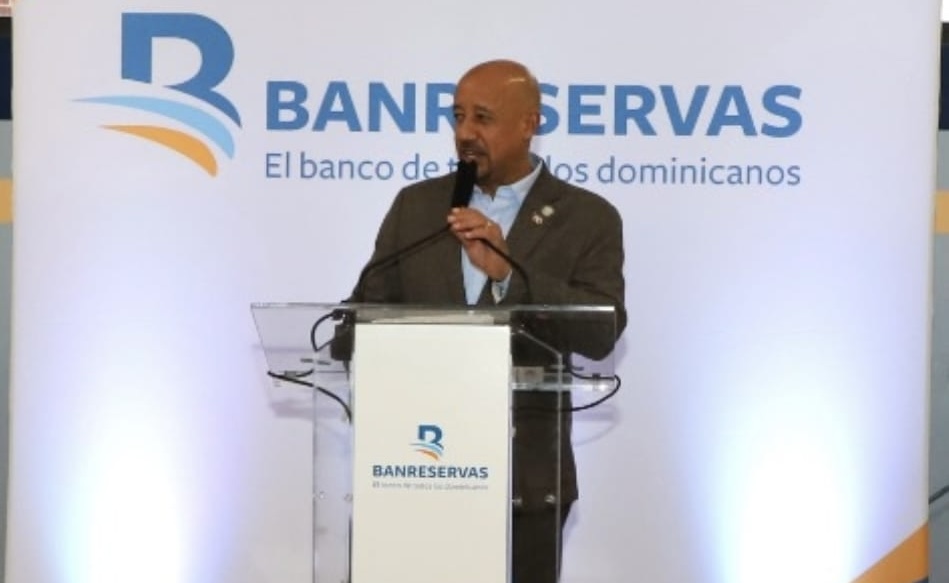 Alcalde de Lawrence resalta Primera Feria Inmobiliaria Brian A DePeña saluda decisión de autoridades dominicana