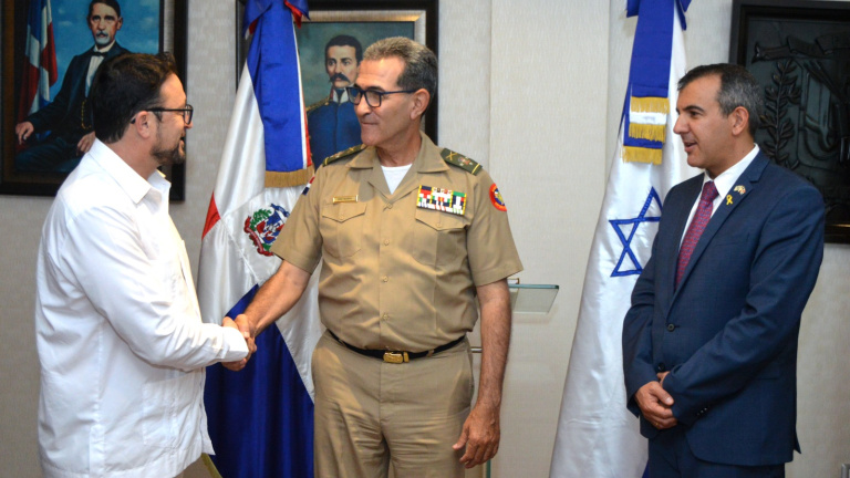 Ministro de Defensa recibe visita del Ministerio de Defensa de Israel en México