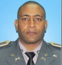 Policía Nacional informa circula imagen del general Ernesto Rodríguez García, con el nombre del coronel Roberto Nivar.