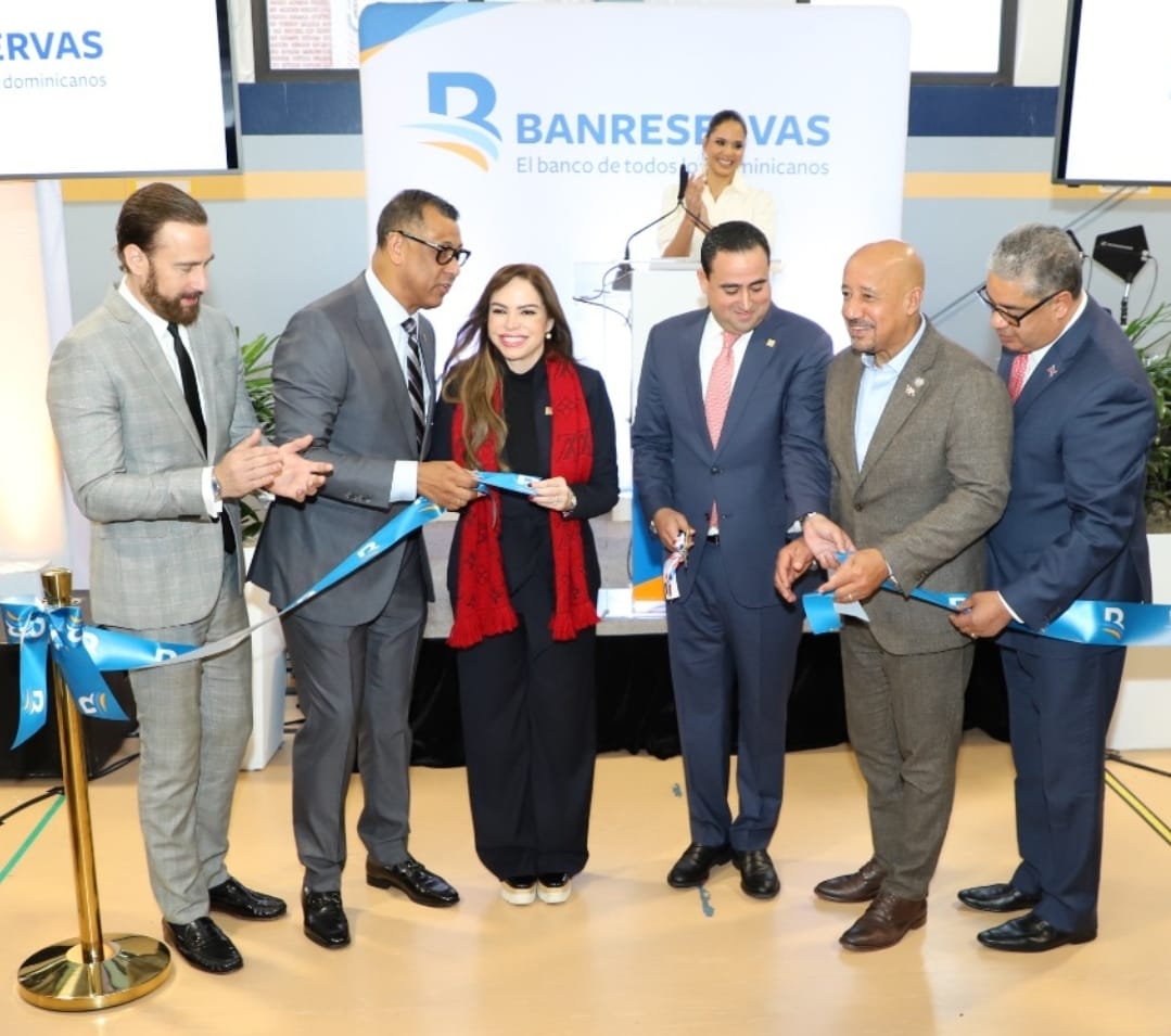 Alcalde de Lawrence resalta Primera Feria Inmobiliaria