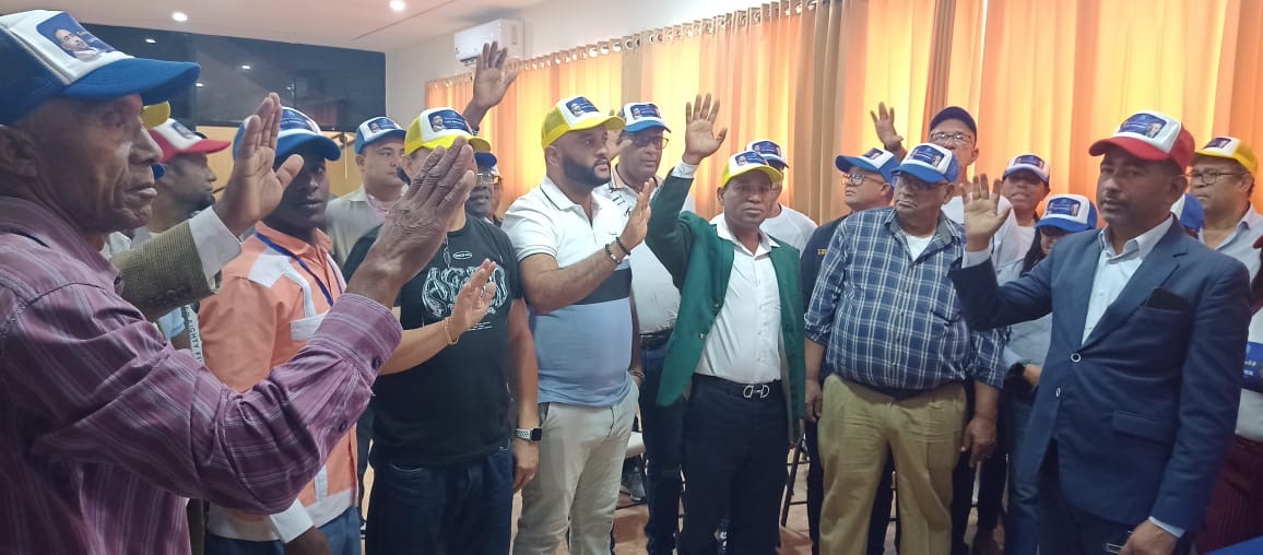 Comunicadores 8.0 Luis Abinader Presidente juramenta decenas de nuevos miembros en San Juan y Elías Piña