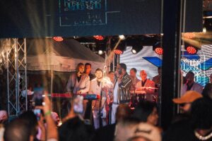 CARPE DIEM celebró primer aniversario en una noche de pura salsa con Yiyo Sarante image 123650291 16 300x200