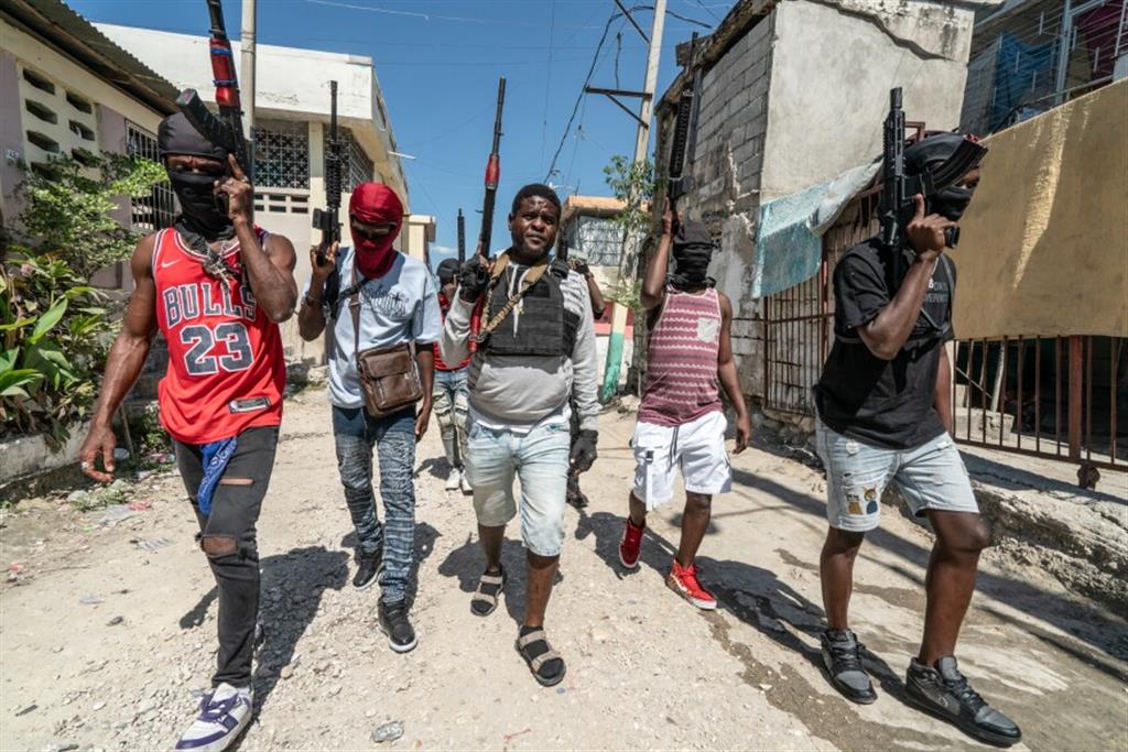 Piden medidas más enérgicas contra las pandillas en Haití  Portada pandillas haiti 1 2