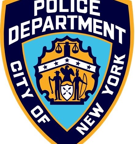 Policías NYC no podrán usar barbas, patillas ni bigotes
