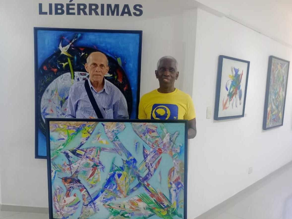Dos creadores galardonados por la fundación  Corripio