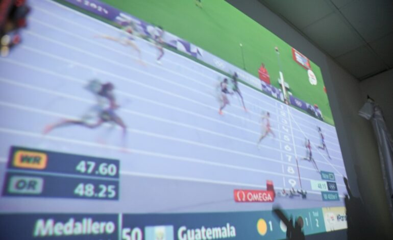 *Ministerio de la Juventud celebra por todo lo alto la medalla de oro de Marileidy Paulino*