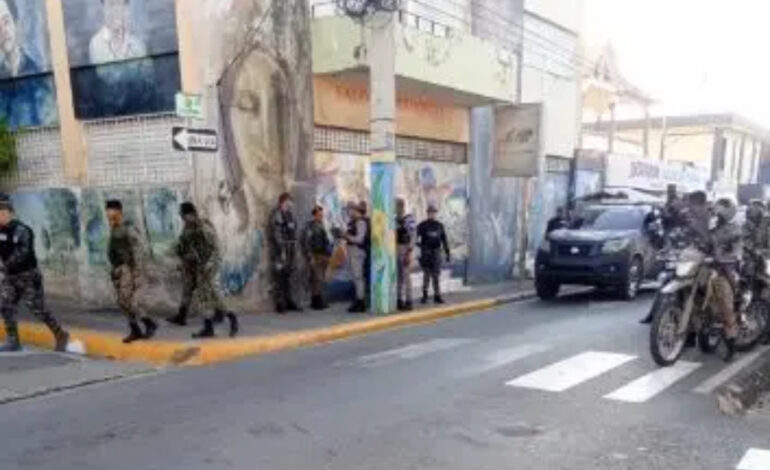 Fuerte presencia Policíaco-Militar en Salcedo ante llamado a huelga