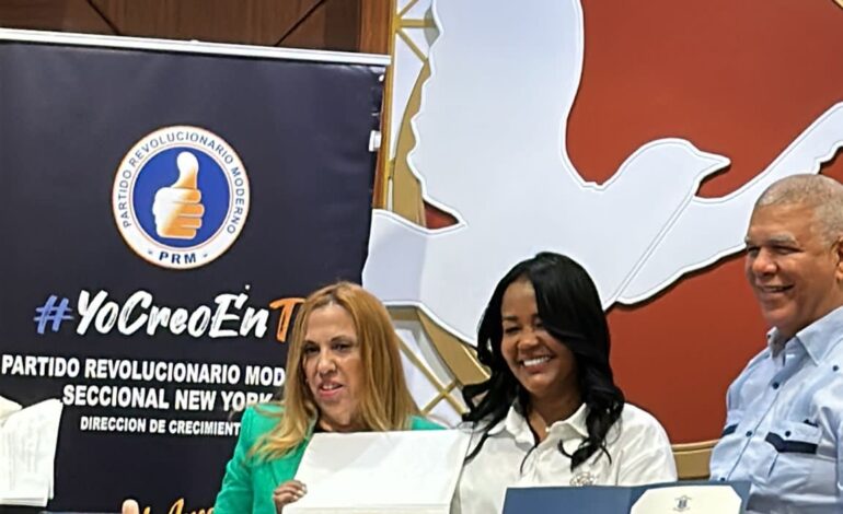Scarlet Benzán homenajeada por su destacada trayectoria y contribución a la diáspora dominicana