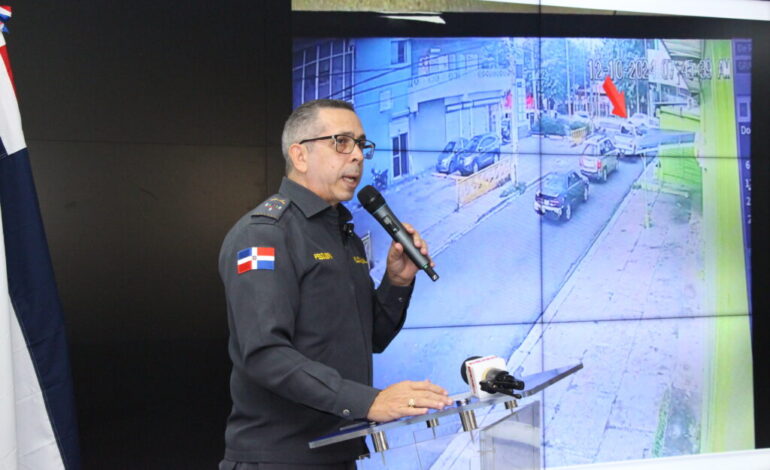 Ministerio Público y Policía Nacional persiguen autor de muerte de hombre en avenida Charles de Gaulle, SDE