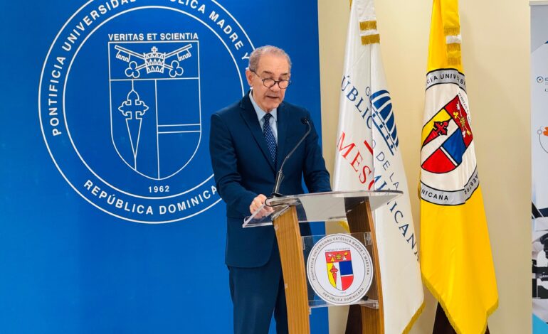 Ministro de Educación Superior, Ciencia y Tecnología, dio inicio a la Semana de la Investigación 2024