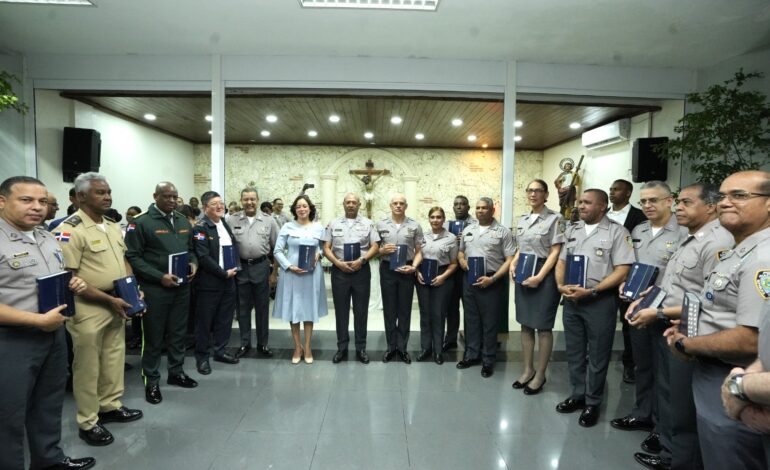 Policía Nacional celebra eucaristía