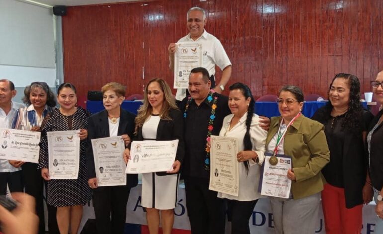 México:Otorgan doctorado Honoris Causa a destacados profesionales del Estado de Guerrero