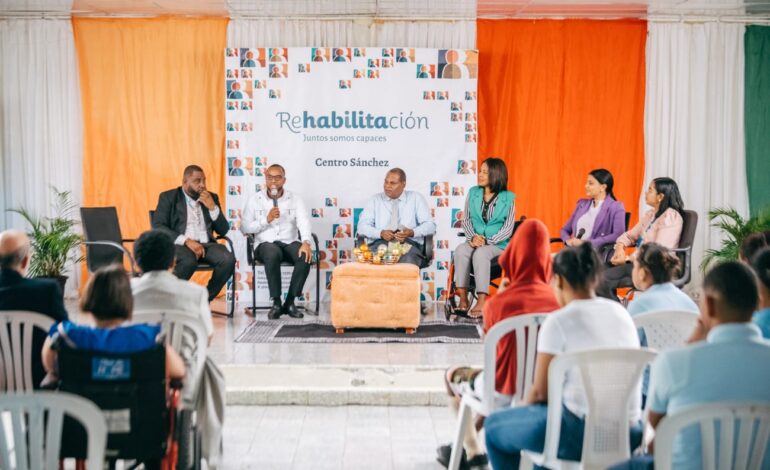 Rehabilitación Sánchez y ASODIFIMO realizan panel sobre Inserción Laboral