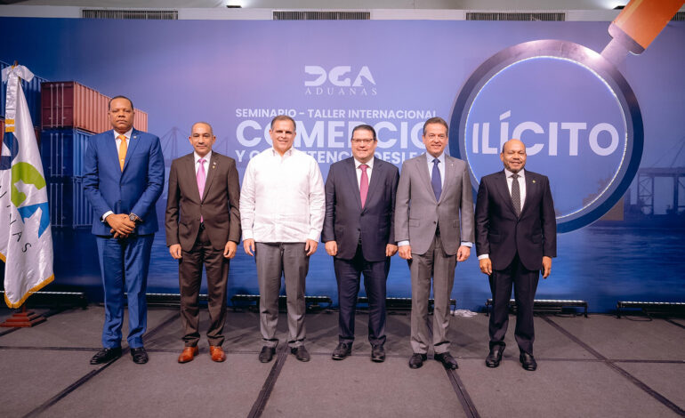 Autoridades analizan las nuevas formas de competencia desleal