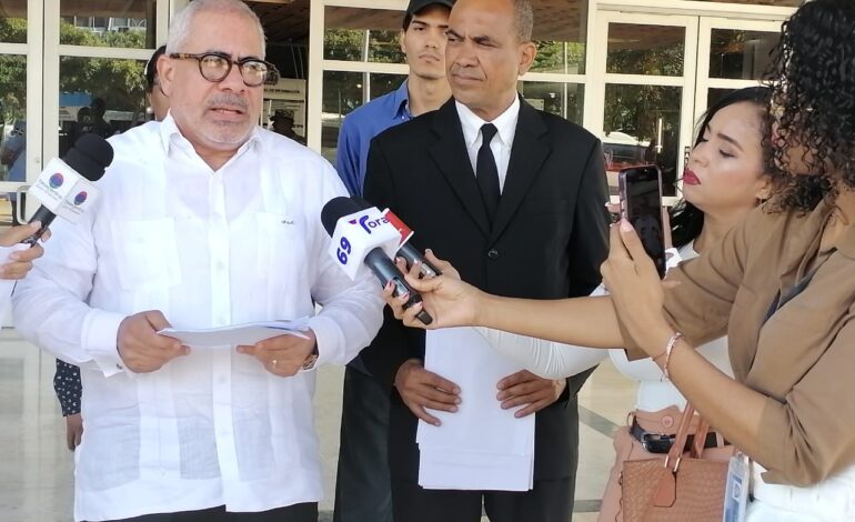 SOMETEN JUEZ CONSEJERA DEL PODER JUDICIAL Y FISCAL DE BARAHONA