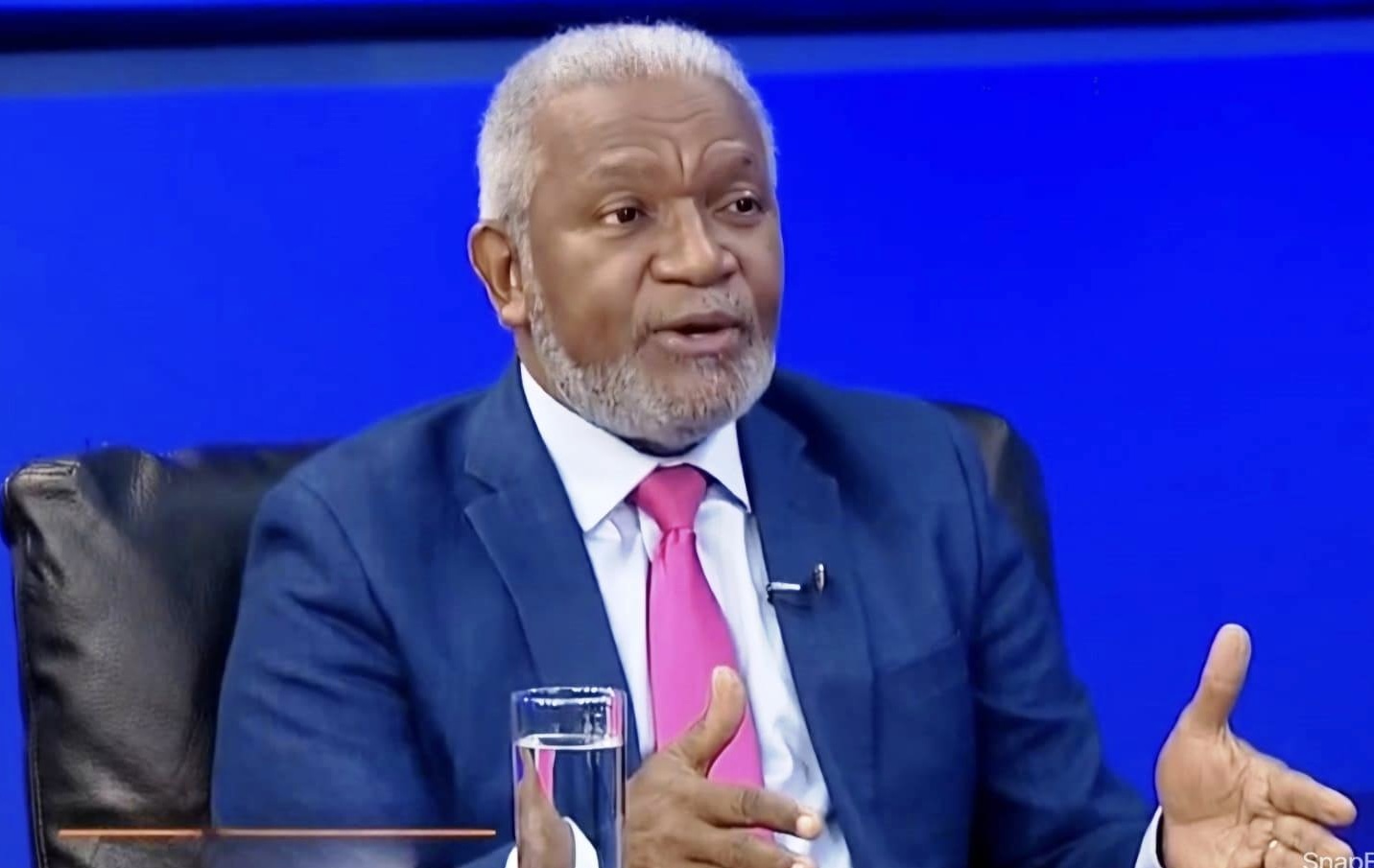 Es necesaria la evaluación de la gestión educativa.