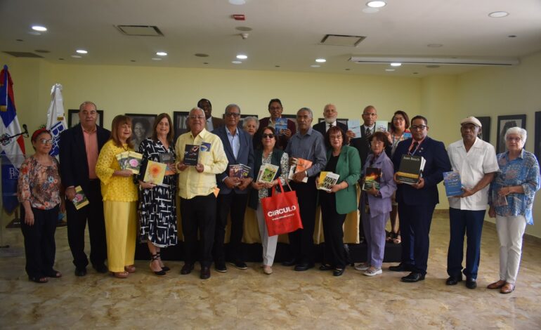 Exhortan a escritores cumplir con depósito legal  como garantía de preservación de sus obras