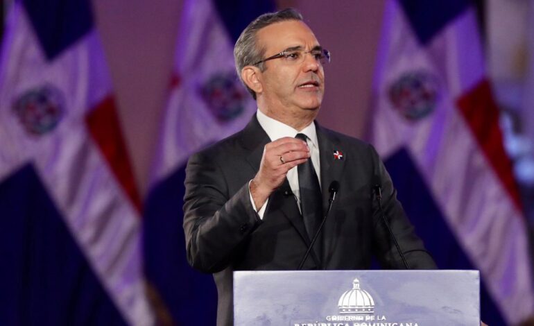 Presidente Abinader extiende tres días más el duelo nacional