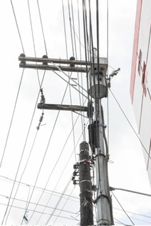 Edeeste desmantela conexión irregular de empresa en sector Villas Agrícolas