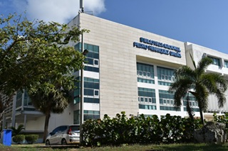 Con diversas actividades conmemoran  natalicio de Pedro Henríquez Ureña