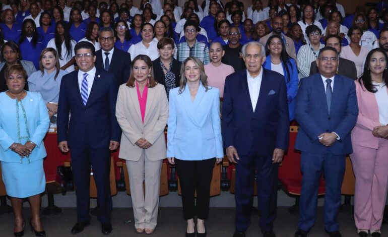 Supérate, con el apoyo del BID, gradúa segunda promoción de personas cuidadoras