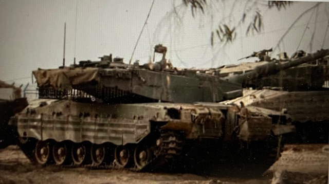 Irán responde militarmente, bombardea base militar de USA