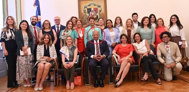 Diplomáticas latinoamericanas en Italia celebran mesa redonda-desayuno en embajada RD