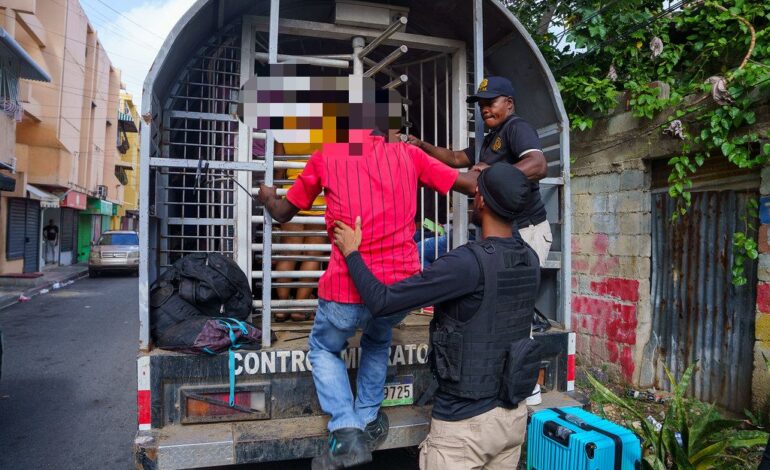 Unidades de interdicción de la DGM detienen a 1,691 y  se repatrían a 665 haitianos en situación irregular.   