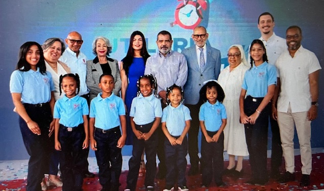 Minerd e INABIE inician entrega de la utilería escolar para el próximo año lectivo 2025-2026