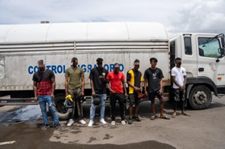 DGM mantiene interdicciones y deportaciones; 1,339 extranjeros detenidos y 607 deportados.