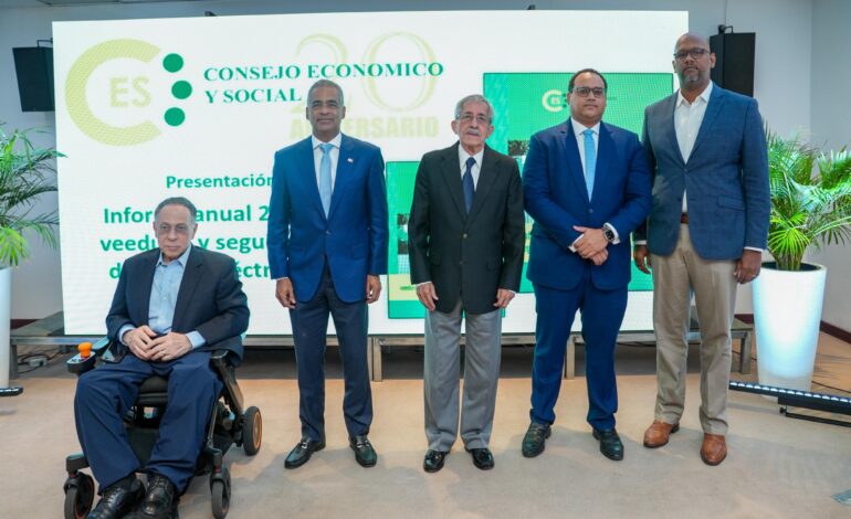 Ministro Joel Santos resalta logros alcanzados por el Pacto Eléctrico