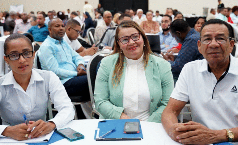 MINERD capacitará a más de 124 mil docentes en jornada nacional enfocada en la innovación y la mejora de los aprendizajes