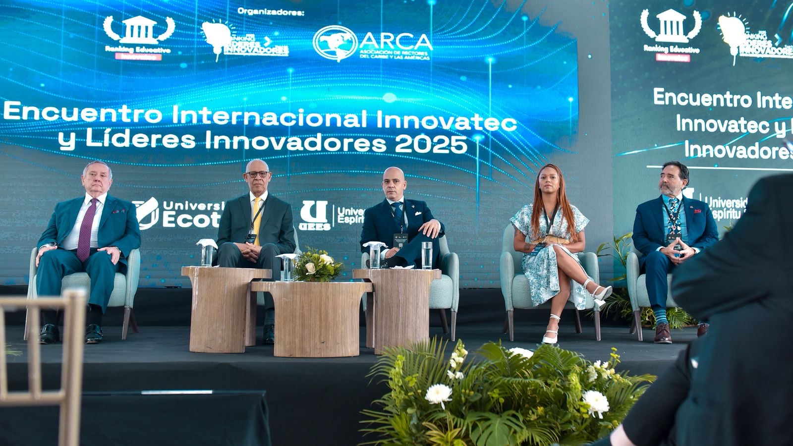 José Ramón Holguín, rector del ITSC, reconocido entre los 100 Líderes Innovadores de América Latina en el Encuentro Internacional Innovatec 2025