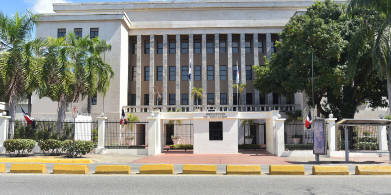 MINERD interpone acción penal ante el Ministerio Público por intoxicaciones en Mao y San Francisco