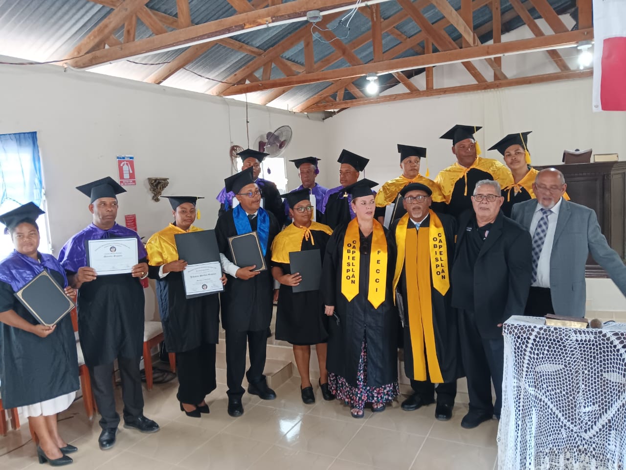 FECCI Realiza Investidura Académica de 14 Capellanes en Azua