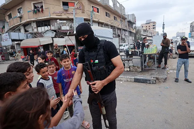 Trump dice que la guerra entre Israel y Hamás “ha terminado.