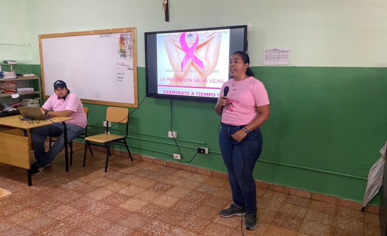Área VI de Salud promueve la prevención del cáncer de mama con jornada educativa