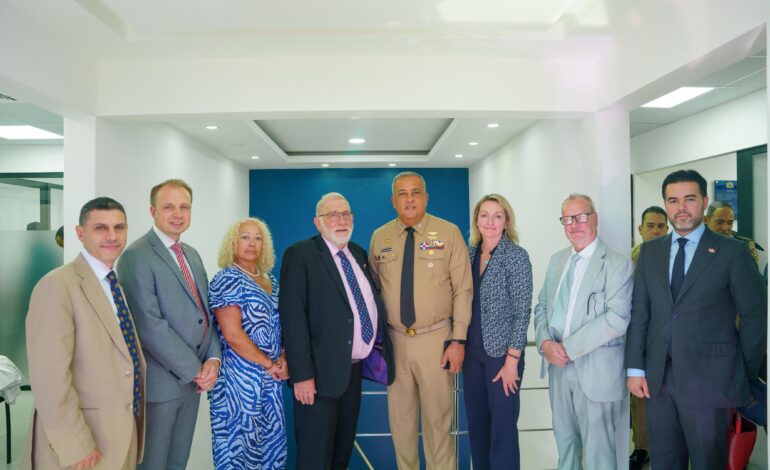 Delegación interparlamentaria británica visita DGM